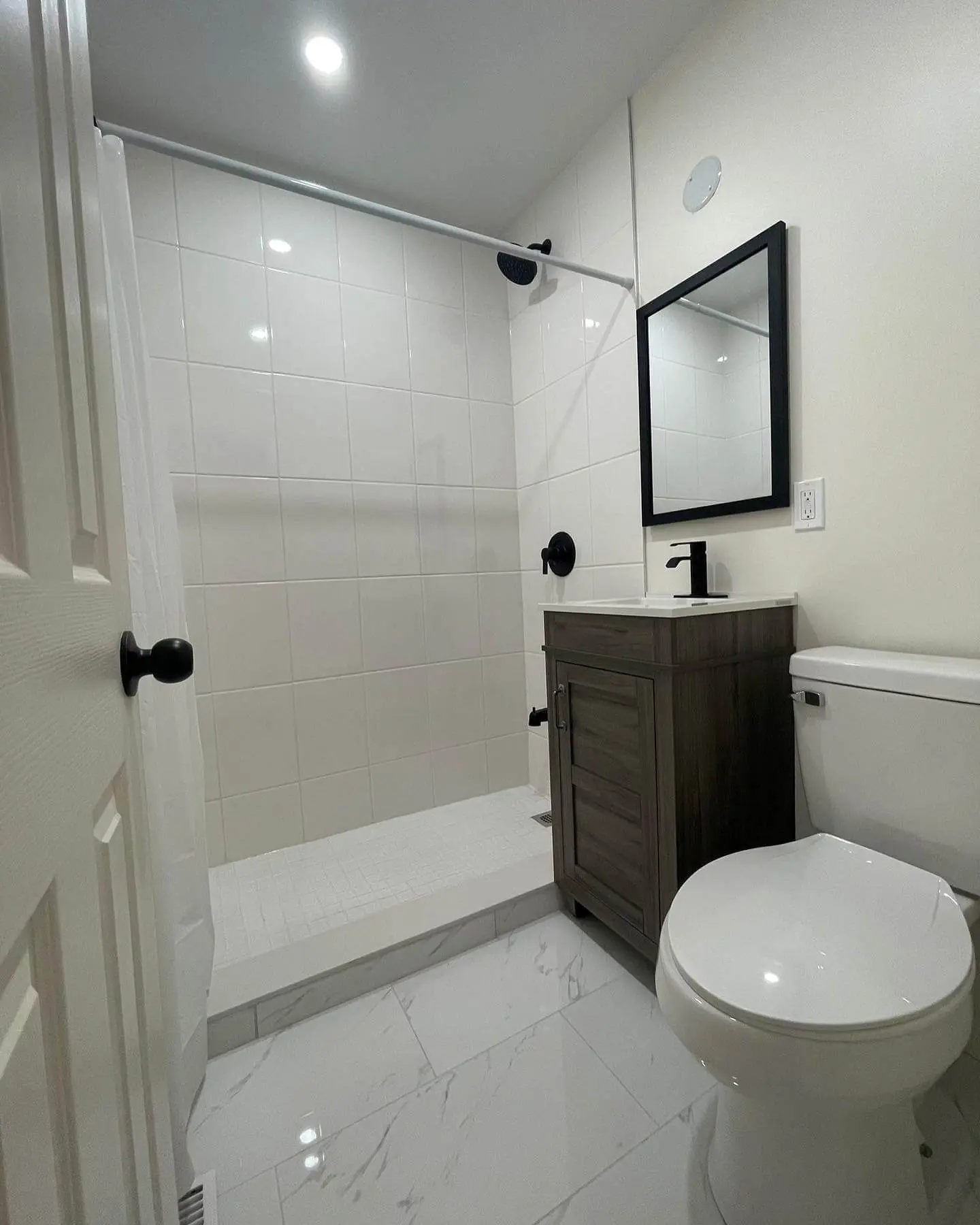 Investment property in Barrie, ON